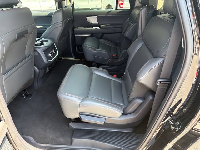 Used 2025 Ford Expedition Max Active RWD image 24