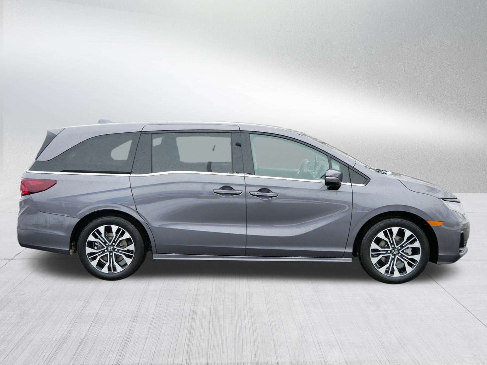 Certified 2026 Honda Odyssey Elite image 8