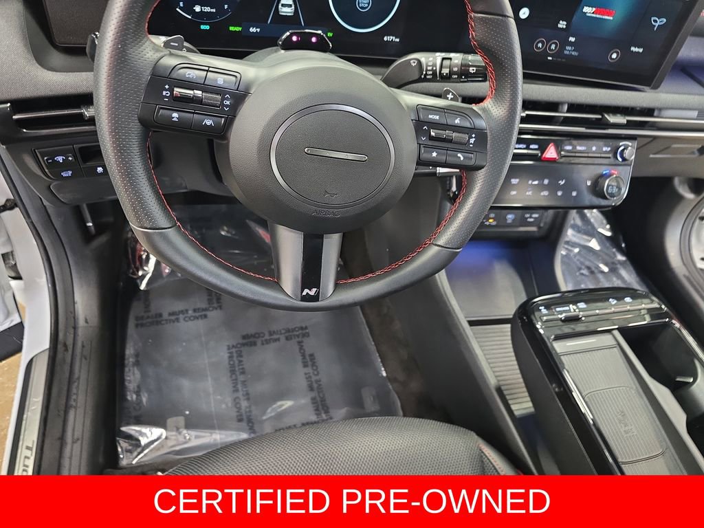 Certified 2025 Hyundai Tucson N Line AWD/4WD image 16