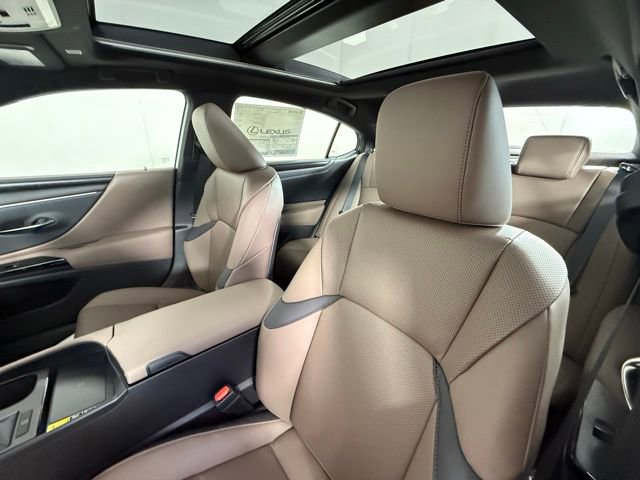 New 2025 Lexus ES 350 w/ Premium Package image 5