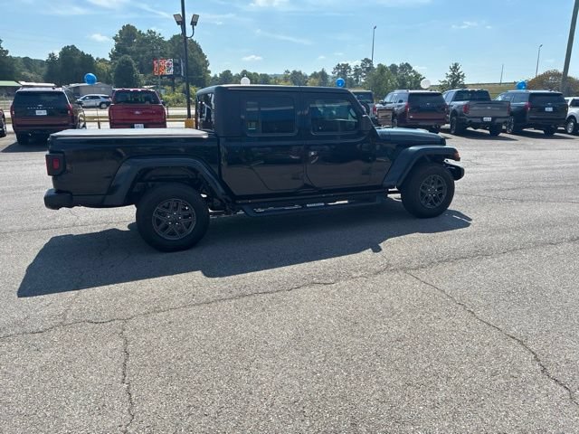 Used 2024 Jeep Gladiator Sport AWD/4WD image 47