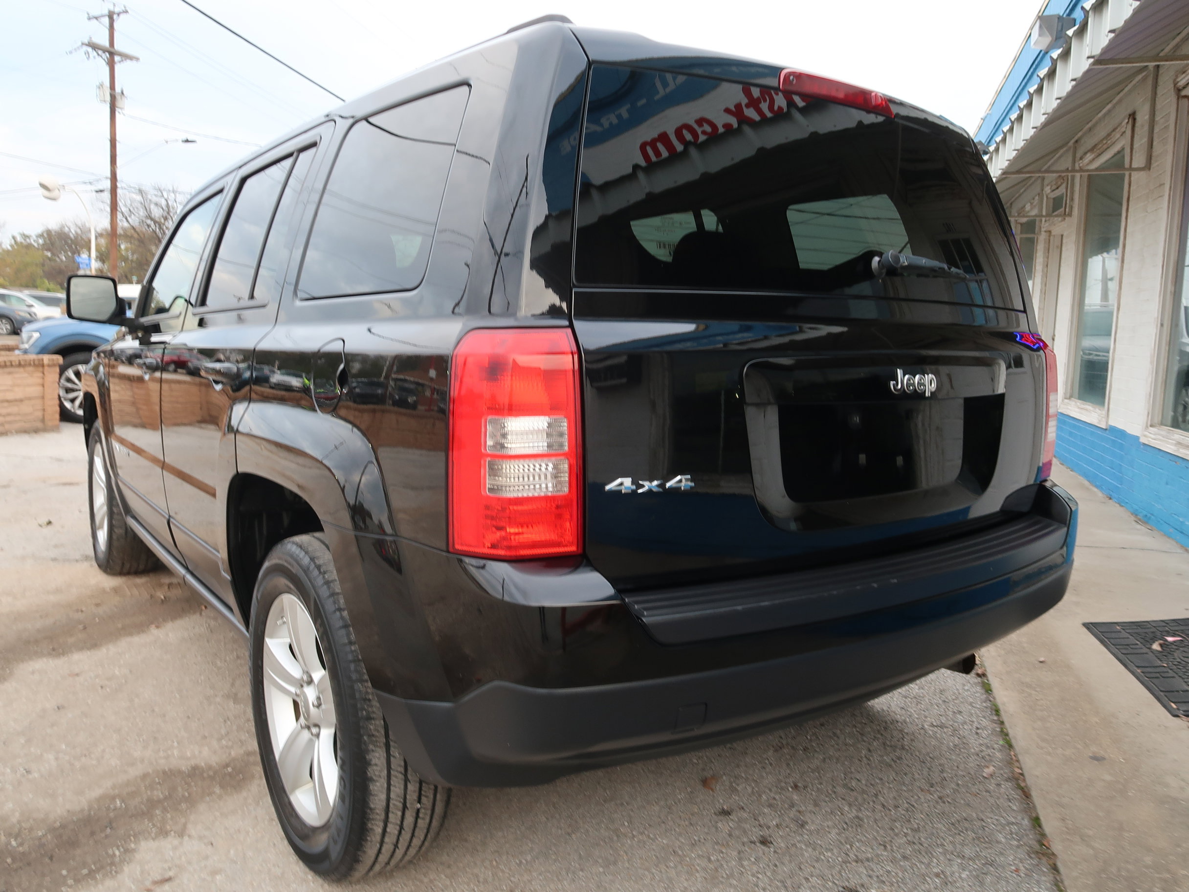 Used 2015 Jeep Patriot Sport w/ Power Value Group image 7