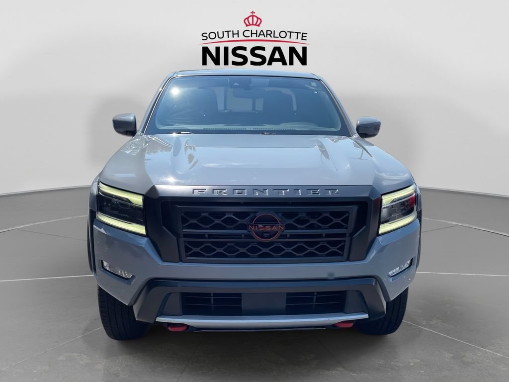 Used 2022 Nissan Frontier PRO-4X w/ Pro-4X Premium Package AWD/4WD image 2