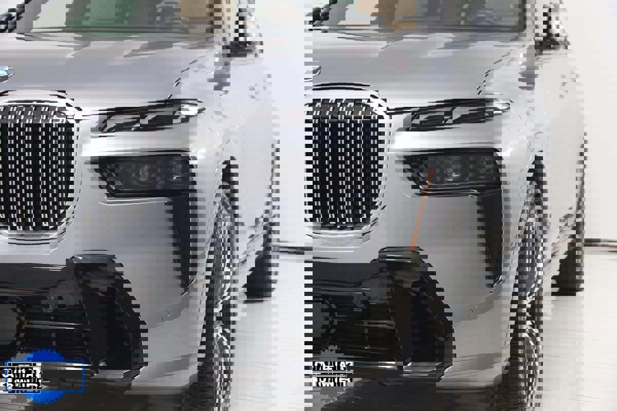 Used 2024 BMW X7 xDrive40i w/ M Sport Package image 76
