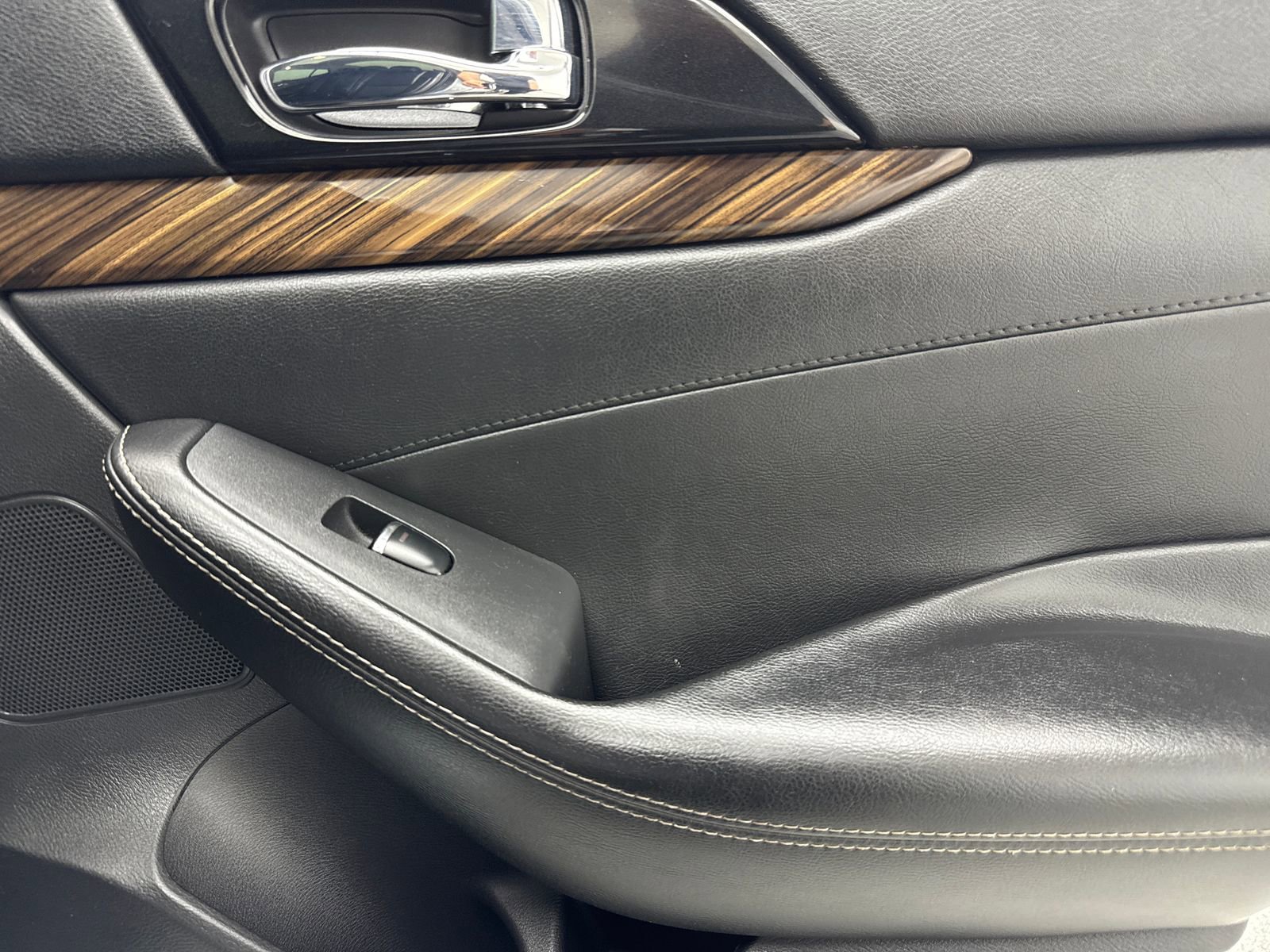 Used 2017 Nissan Maxima Platinum image 45