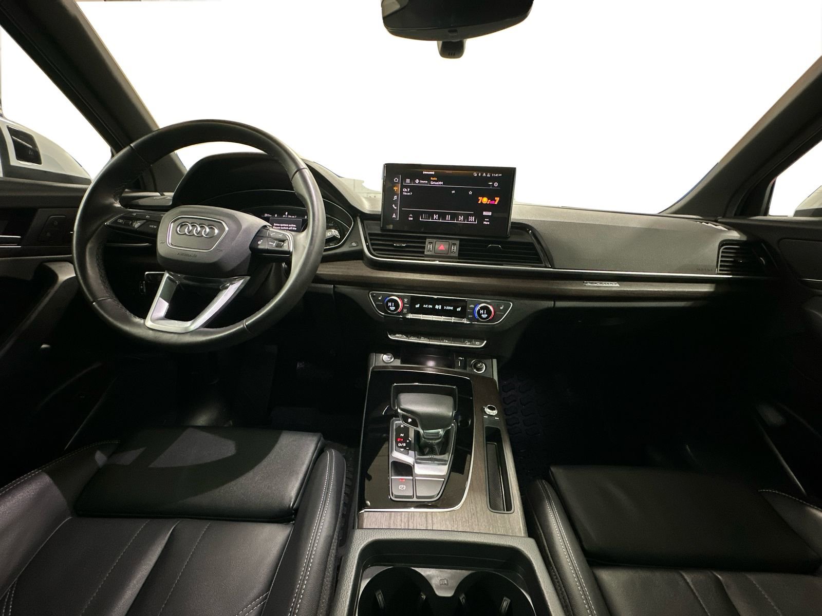 Used 2024 Audi Q5 2.0T Premium AWD/4WD image 14