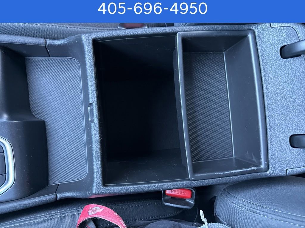 Used 2020 Hyundai Santa Fe SEL w/ Cargo Package image 32