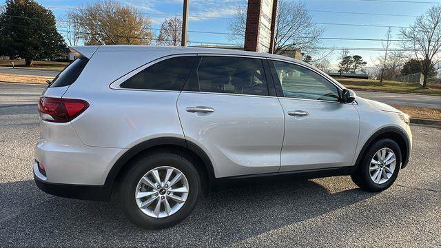 Used 2019 Kia Sorento L image 5