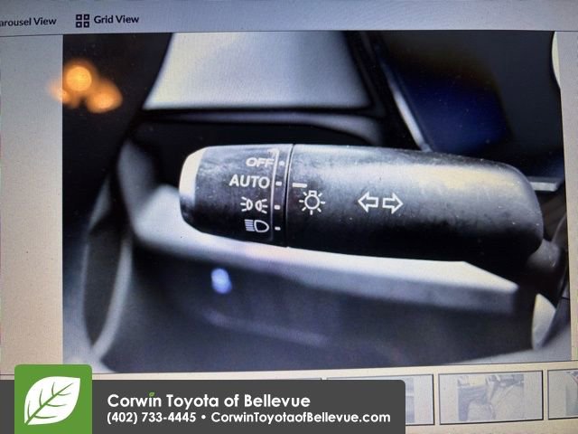 Used 2025 Honda CR-V EX image 11