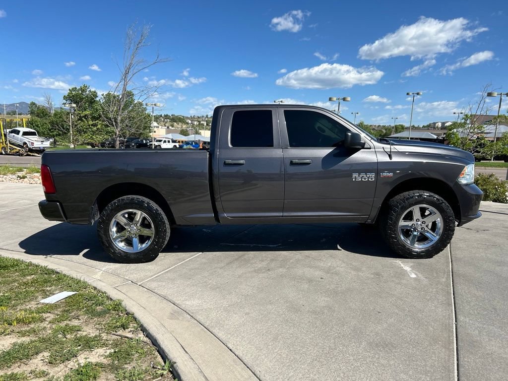 Used 2017 RAM 1500 Express AWD/4WD image 8