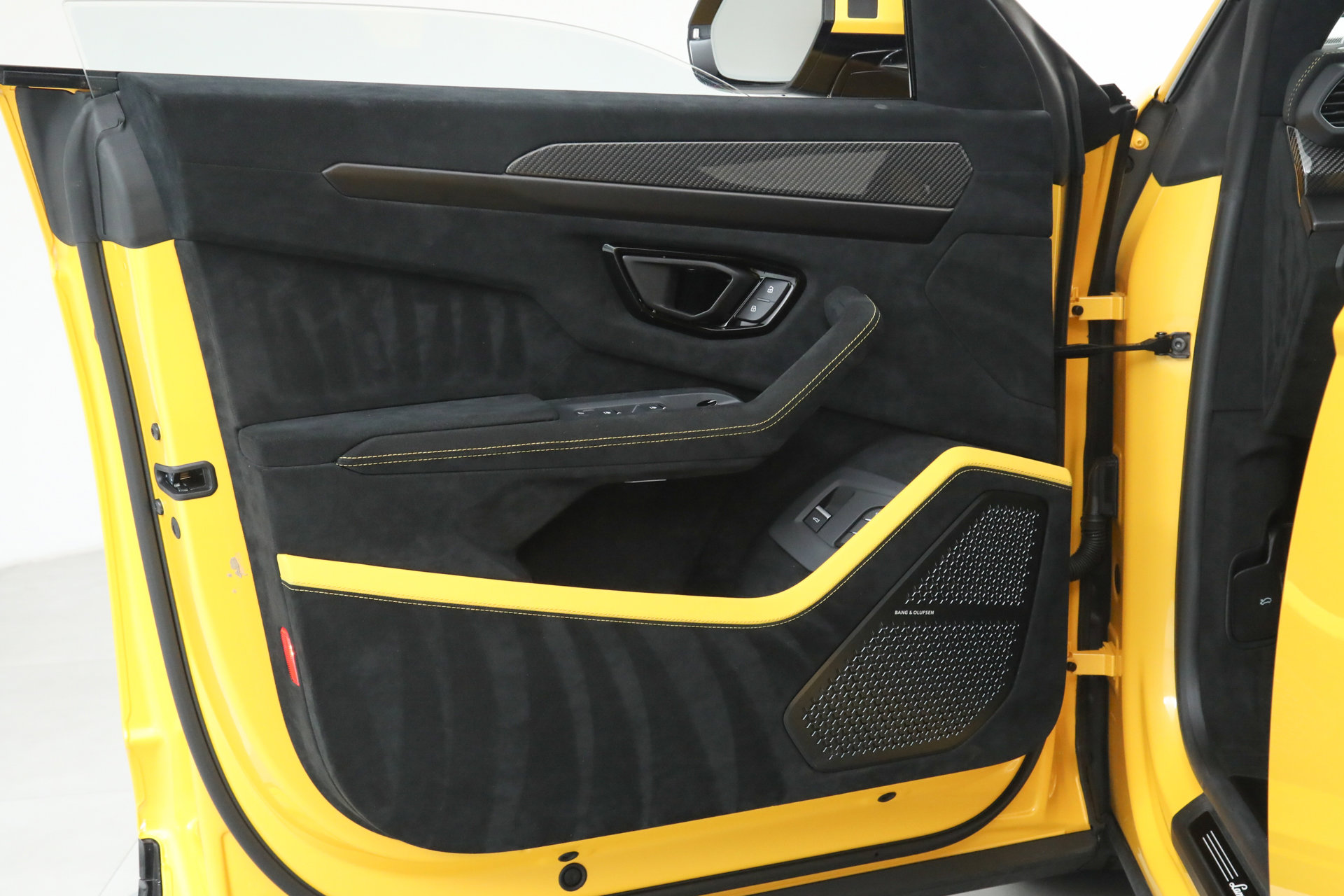 Used 2023 Lamborghini Urus Performante image 23