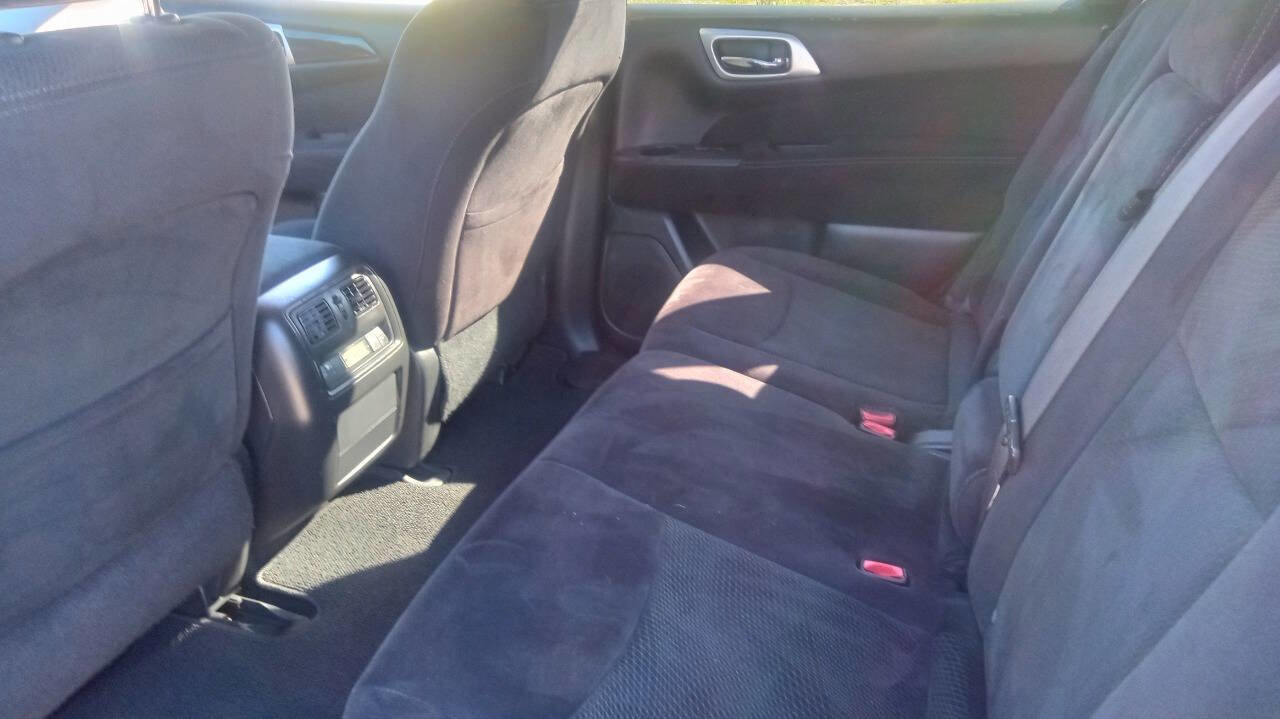 Used 2014 Nissan Pathfinder SV image 26