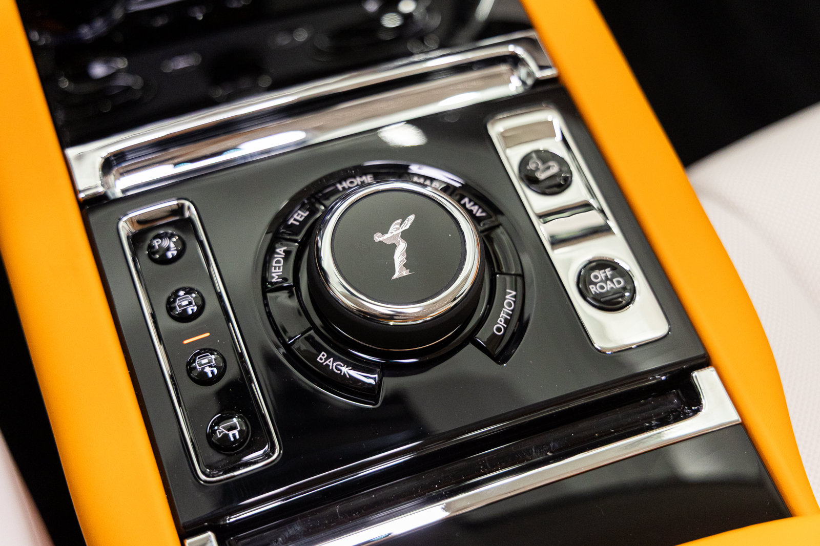 New 2027 Rolls-Royce Cullinan AWD/4WD image 49