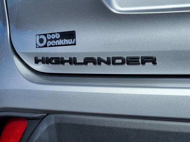 Used 2022 Toyota Highlander L image 30