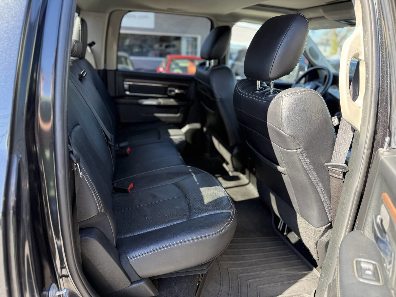 Used 2018 RAM 1500 Laramie w/ Convenience Group image 12