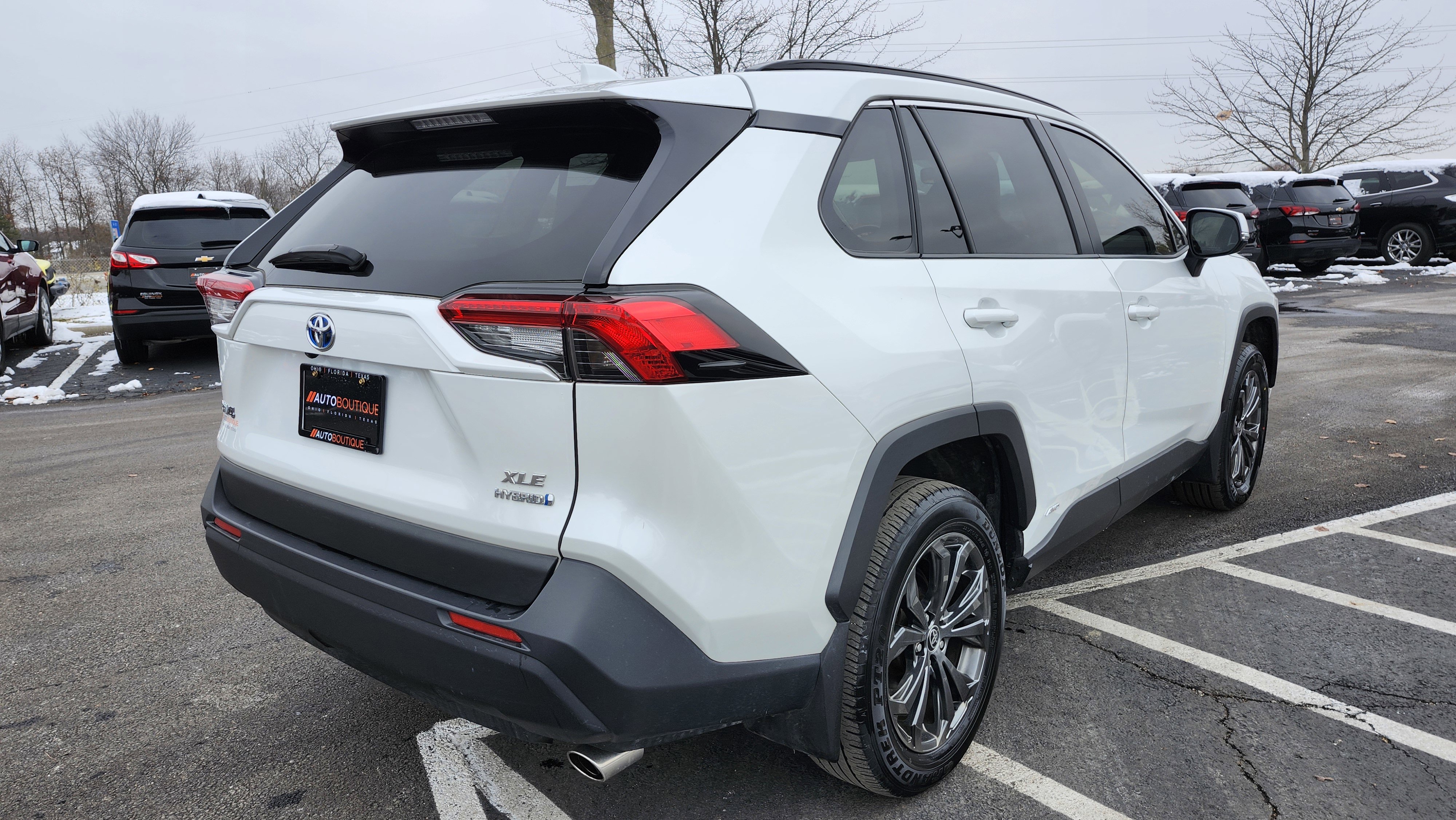 Used 2024 Toyota RAV4 XLE Premium image 19