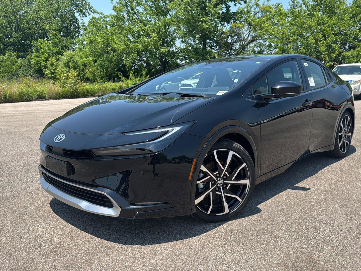 New 2025 Toyota Prius Plug-In Hybrid image 12