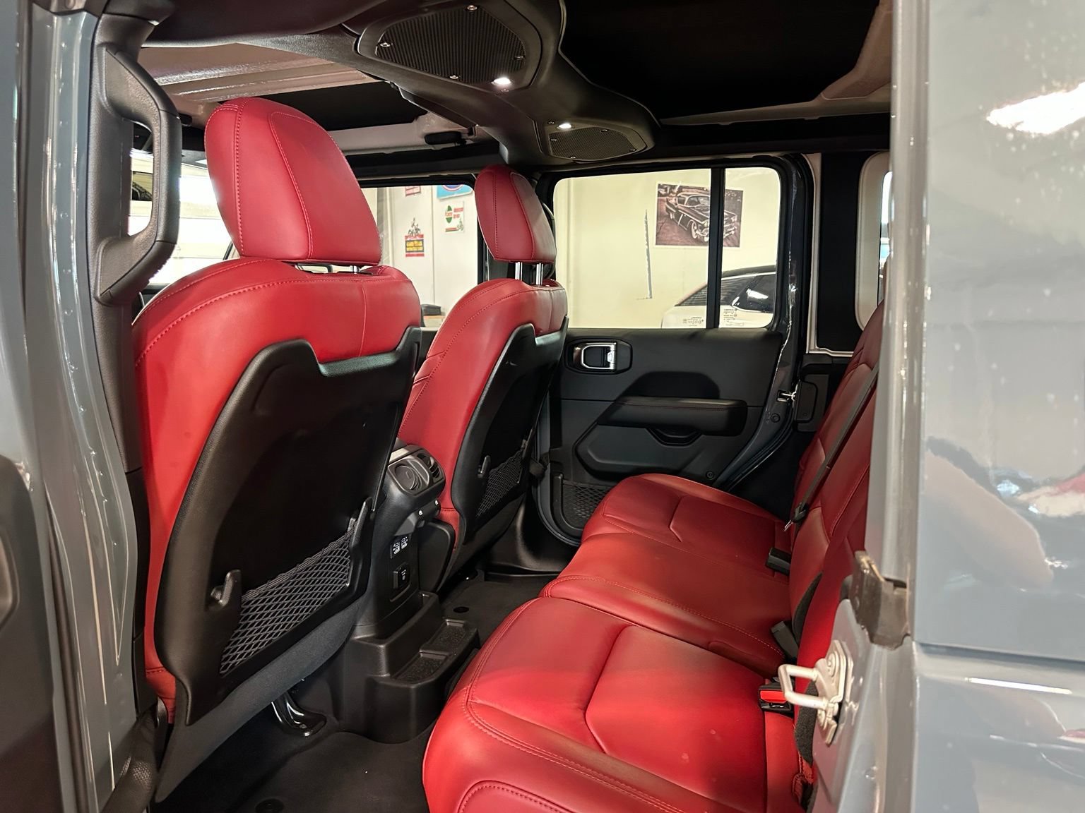 Used 2024 Jeep Wrangler Unlimited Rubicon 392 AWD/4WD image 41