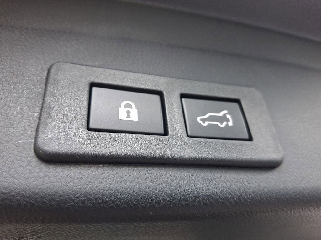 Used 2024 Subaru Ascent Onyx Edition image 28