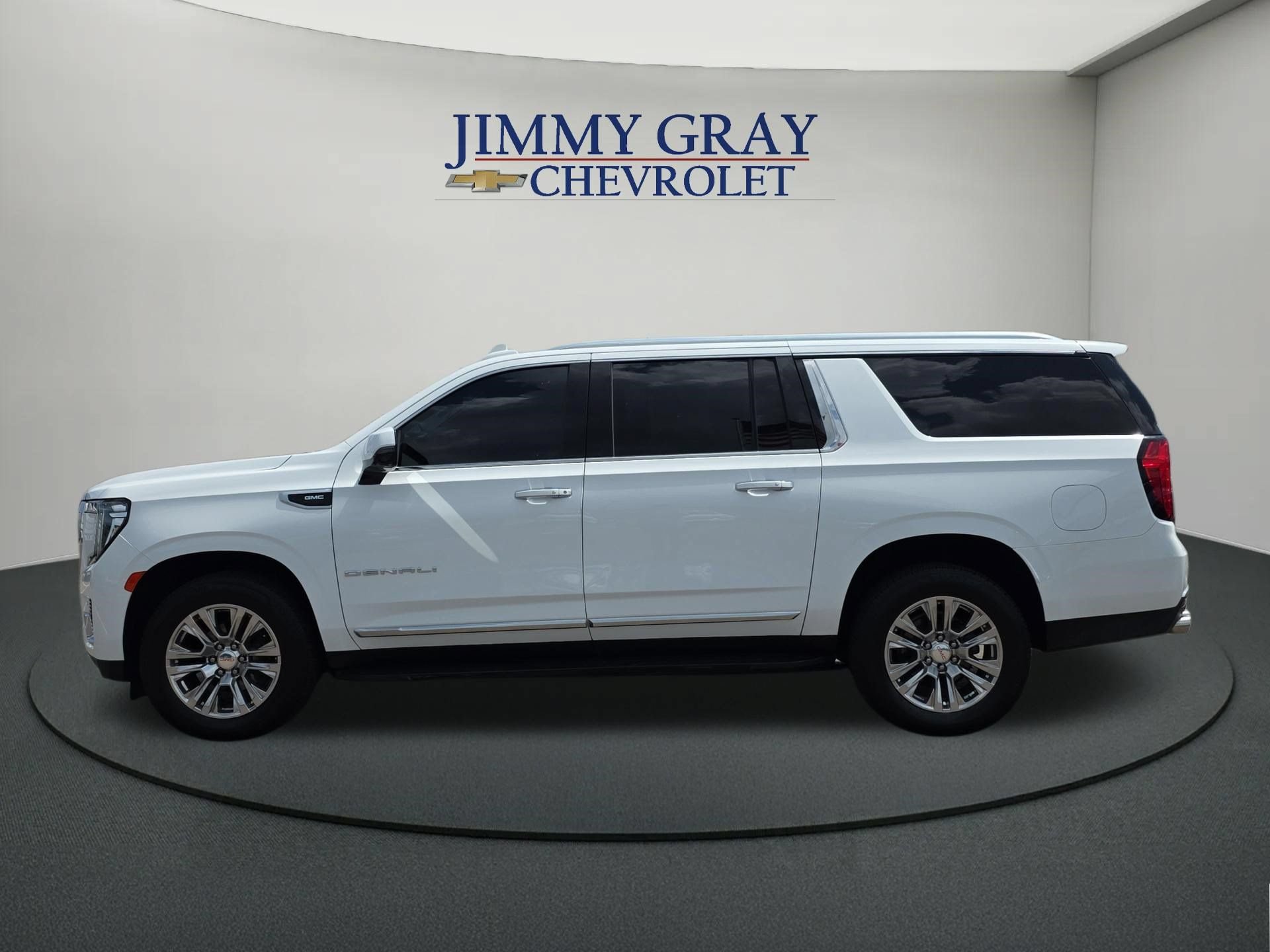 Used 2021 GMC Yukon XL Denali AWD/4WD image 2