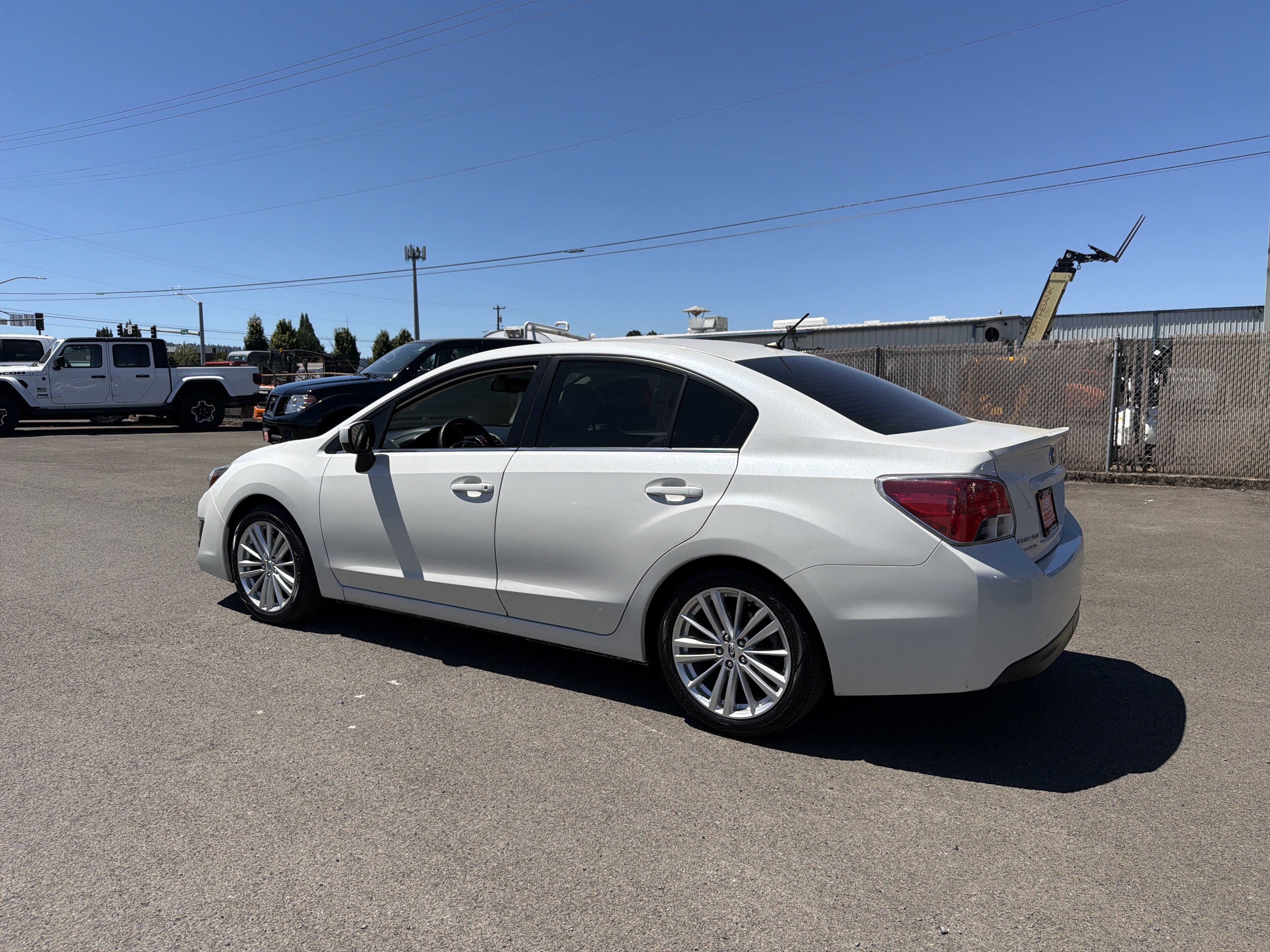 Used 2015 Subaru Impreza 2.0i Premium AWD/4WD image 3