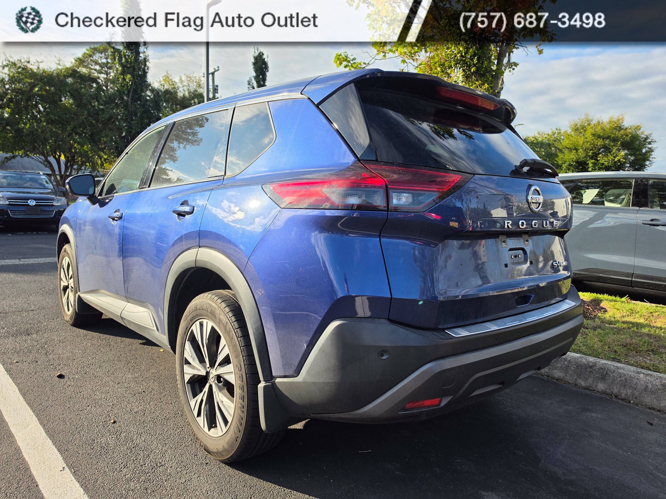 Used 2021 Nissan Rogue SV AWD/4WD image 4