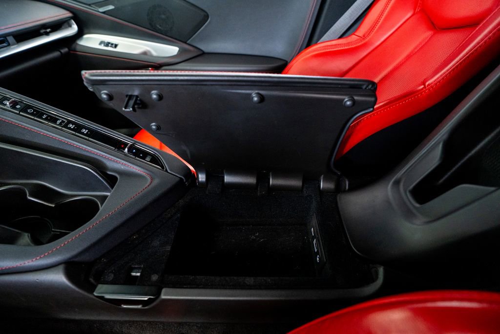 Used 2022 Chevrolet Corvette Stingray Coupe w/ Z51 Performance Package image 52