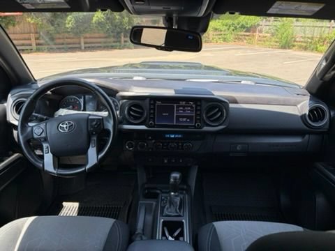 Used 2023 Toyota Tacoma TRD Sport AWD/4WD image 10