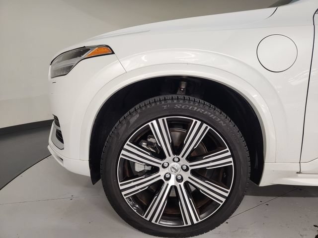 Used 2022 Volvo XC90 T8 Inscription Expression w/ Advanced Package AWD/4WD image 11