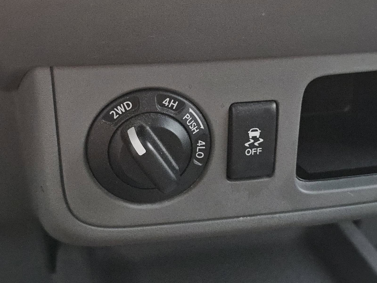 Used 2021 Nissan Frontier SV AWD/4WD image 15