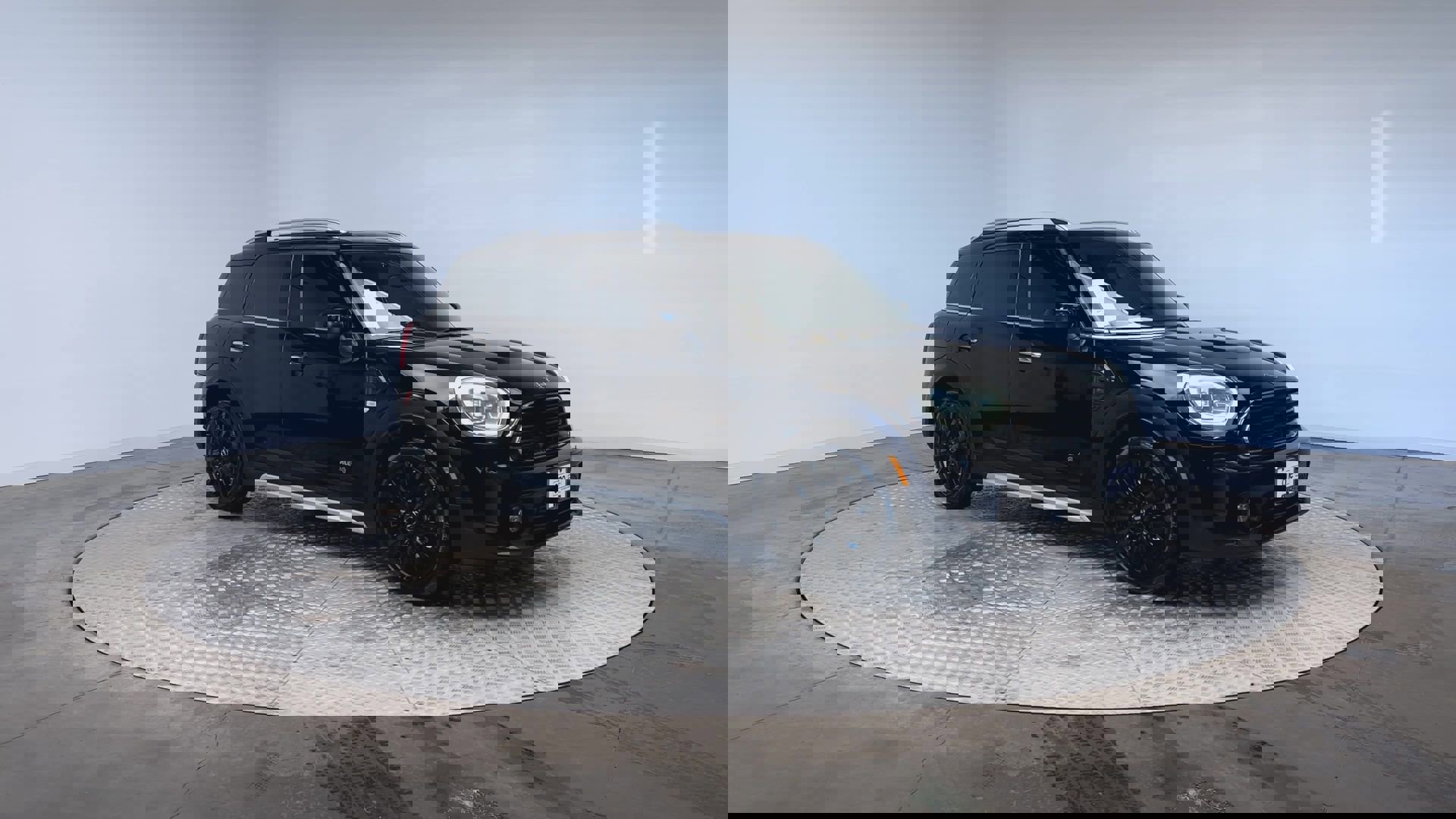 Used 2021 MINI Cooper Countryman ALL4 AWD/4WD image 2