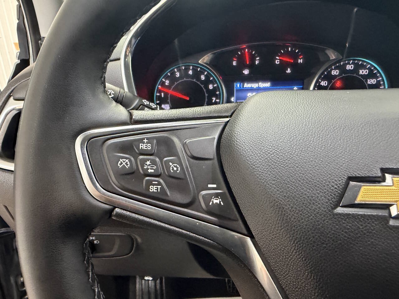 Used 2023 Chevrolet Equinox LT FWD image 16