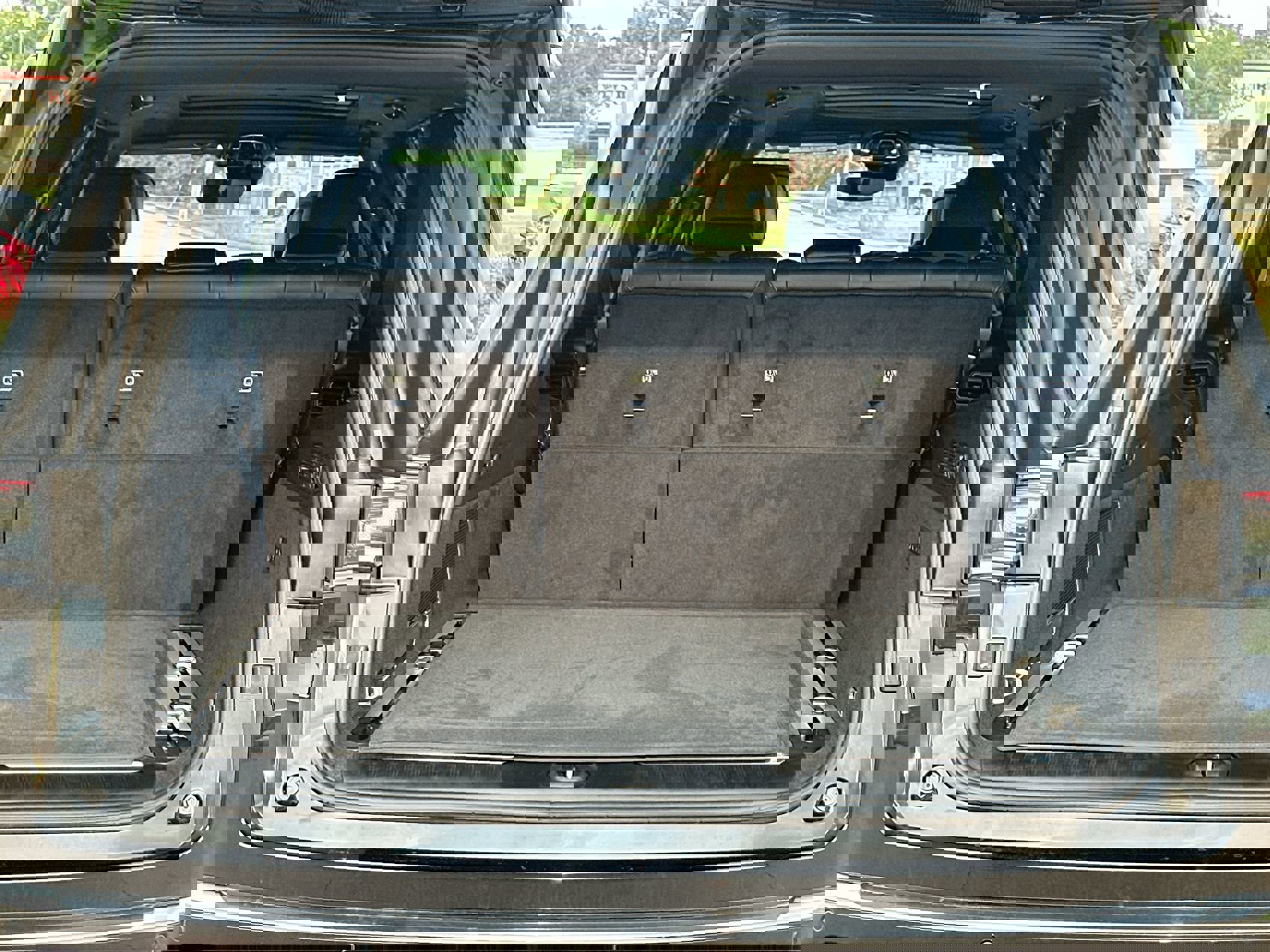 New 2024 Jeep Grand Wagoneer L w/ Rear Seat Video Group 1 image 26