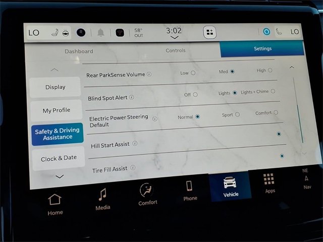 New 2025 Jeep Grand Cherokee Limited image 11