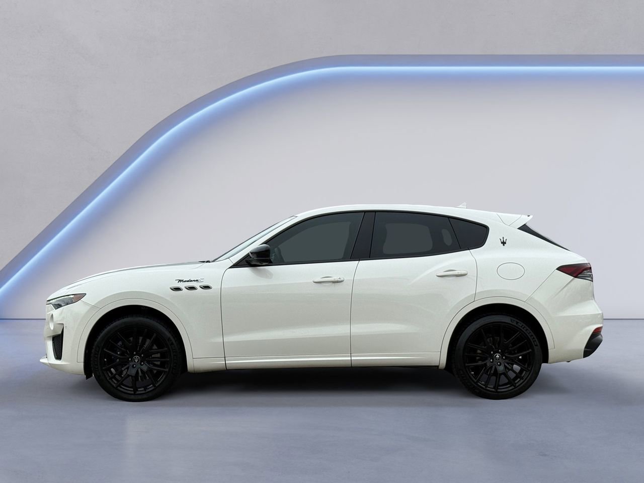 Used 2022 Maserati Levante Modena S image 8
