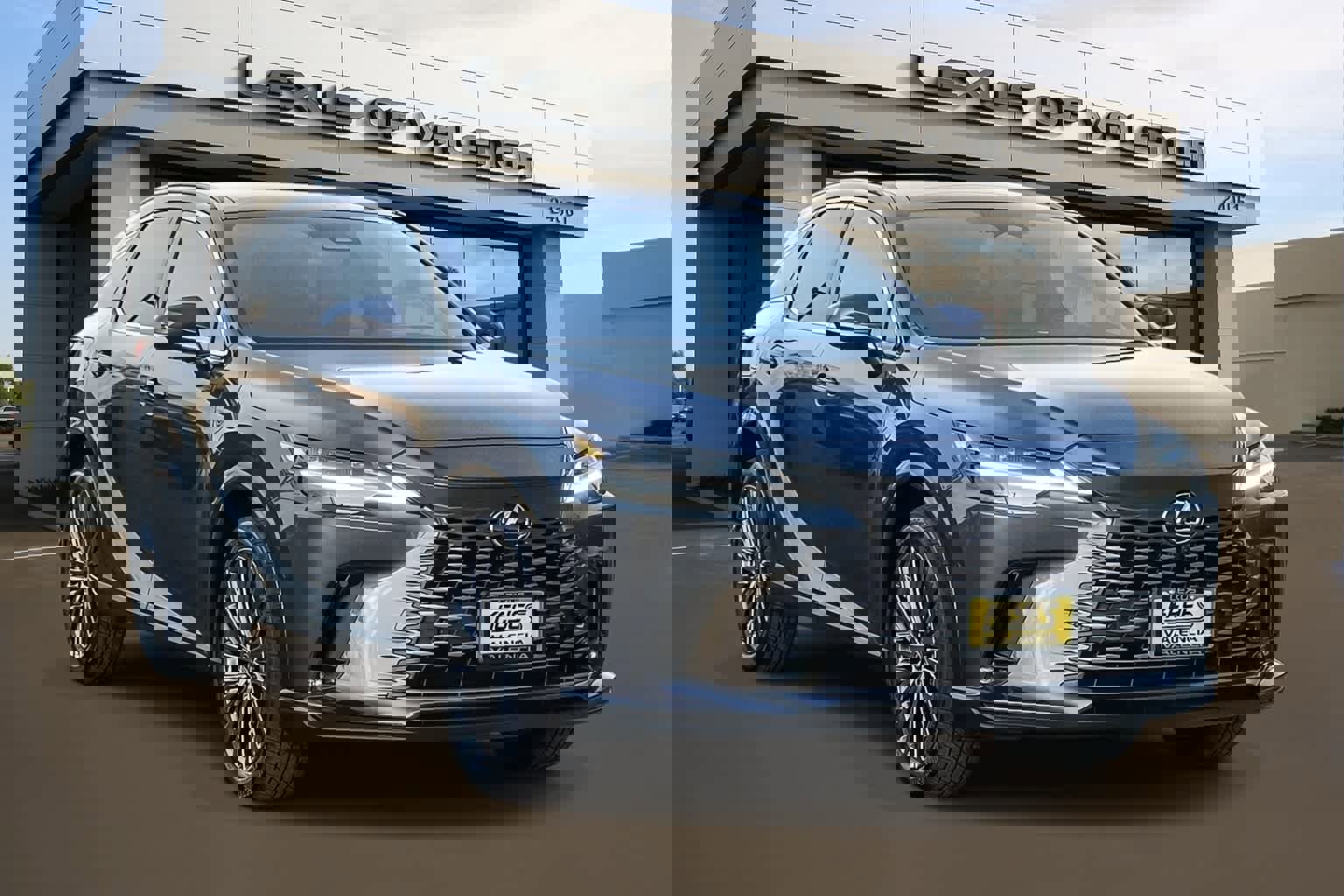 New 2026 Lexus RX 450h Luxury image 5