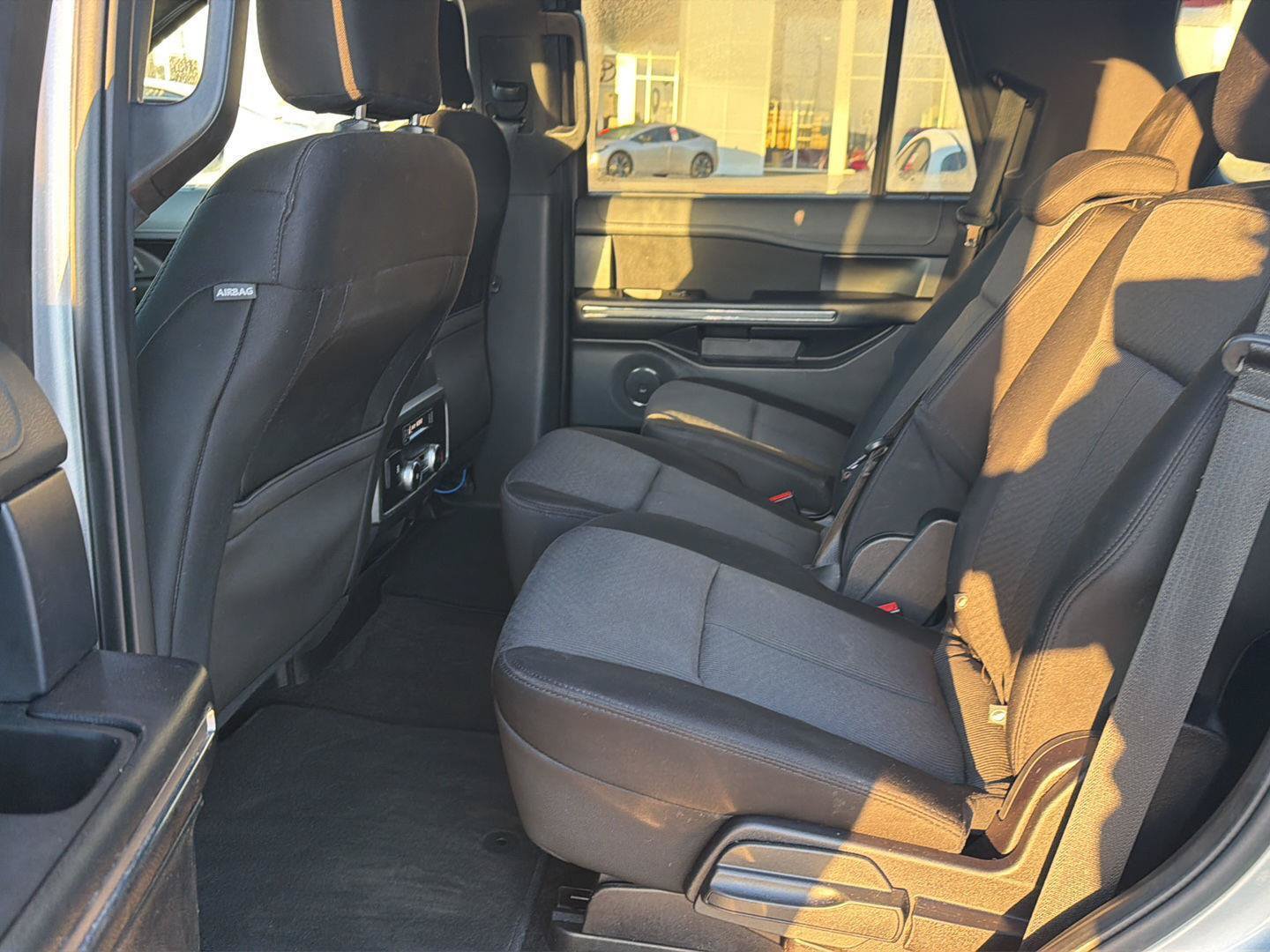 Used 2020 Ford Expedition XLT RWD image 11
