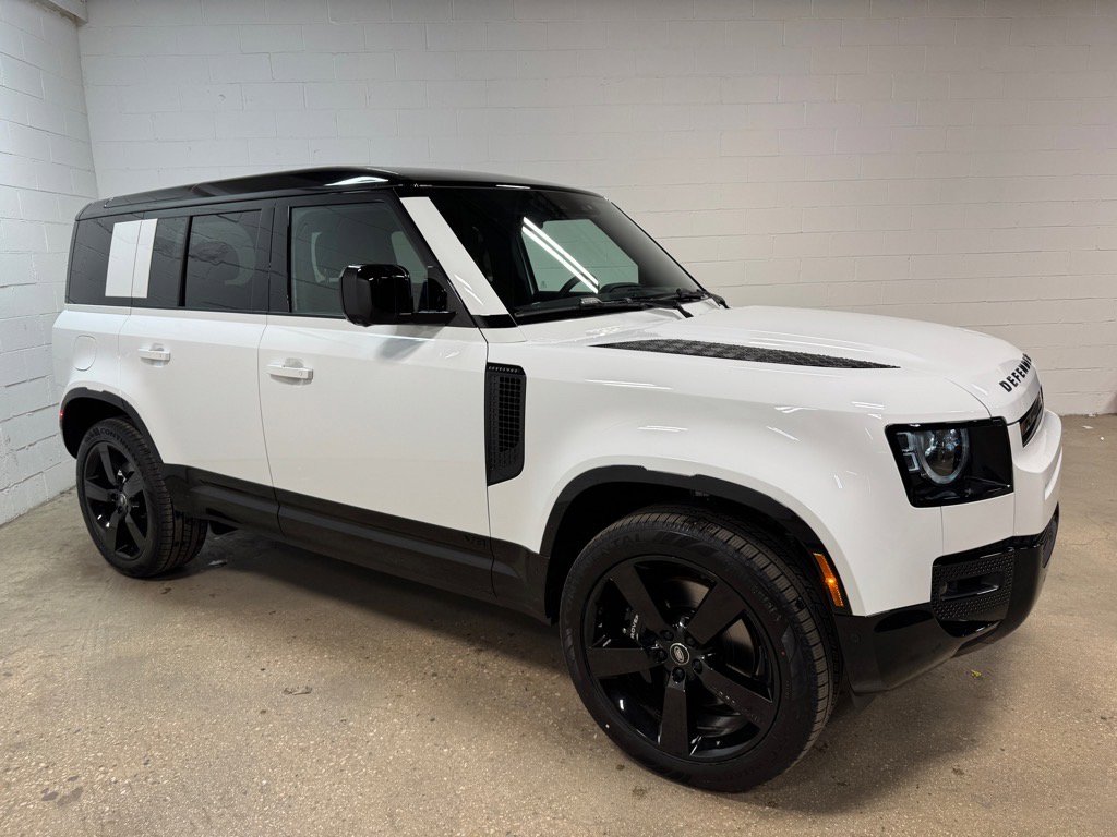 New 2025 Land Rover Defender 110 V8 image 5