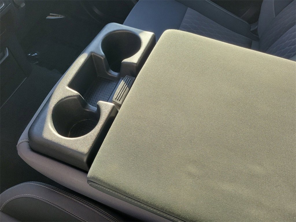 Used 2023 Nissan Titan SV image 13