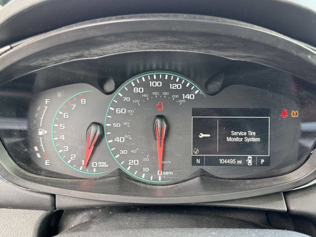 Used 2017 Chevrolet Trax Premier w/ Driver Confidence II Package image 17