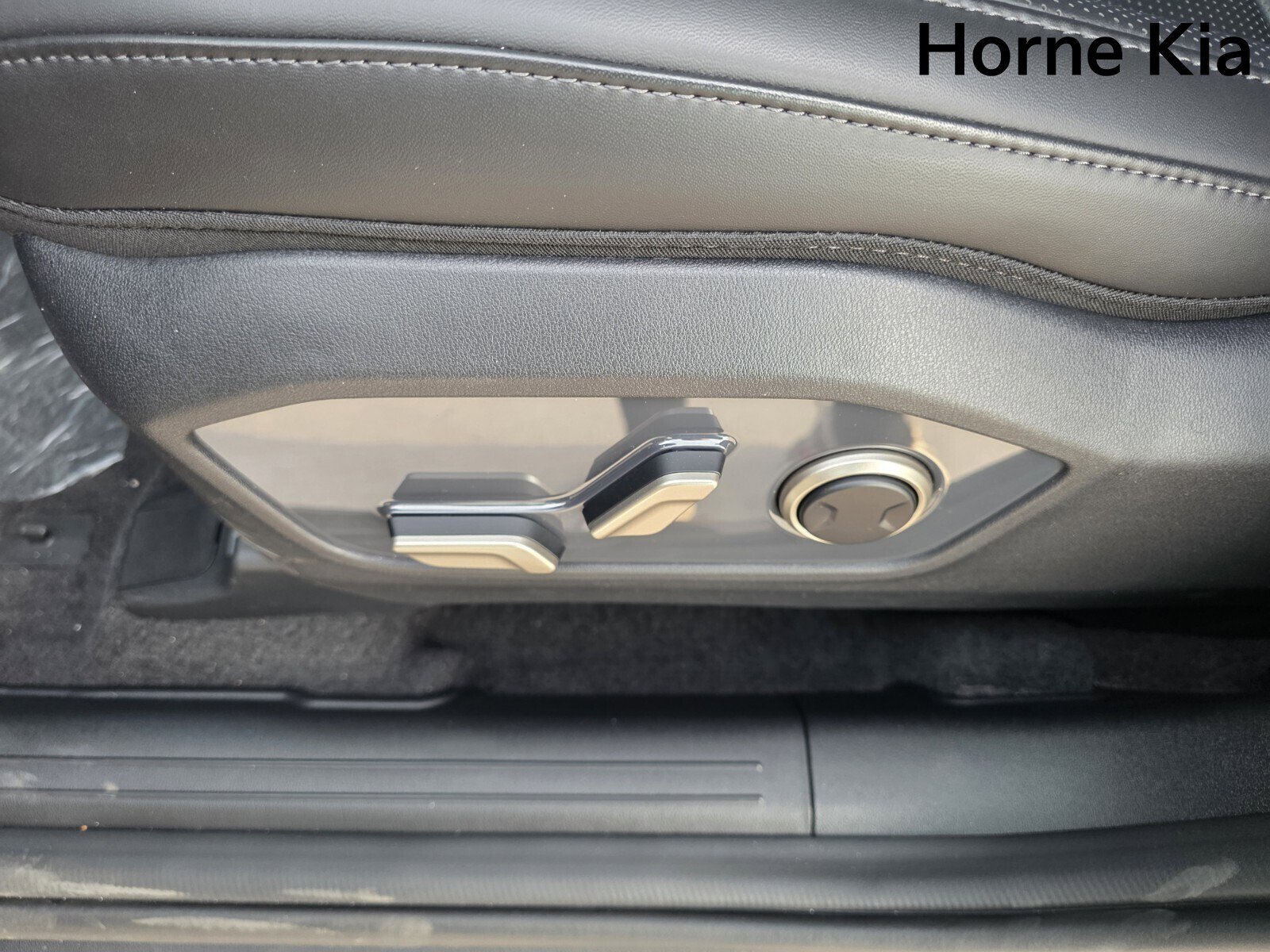 New 2027 Kia Telluride S image 14