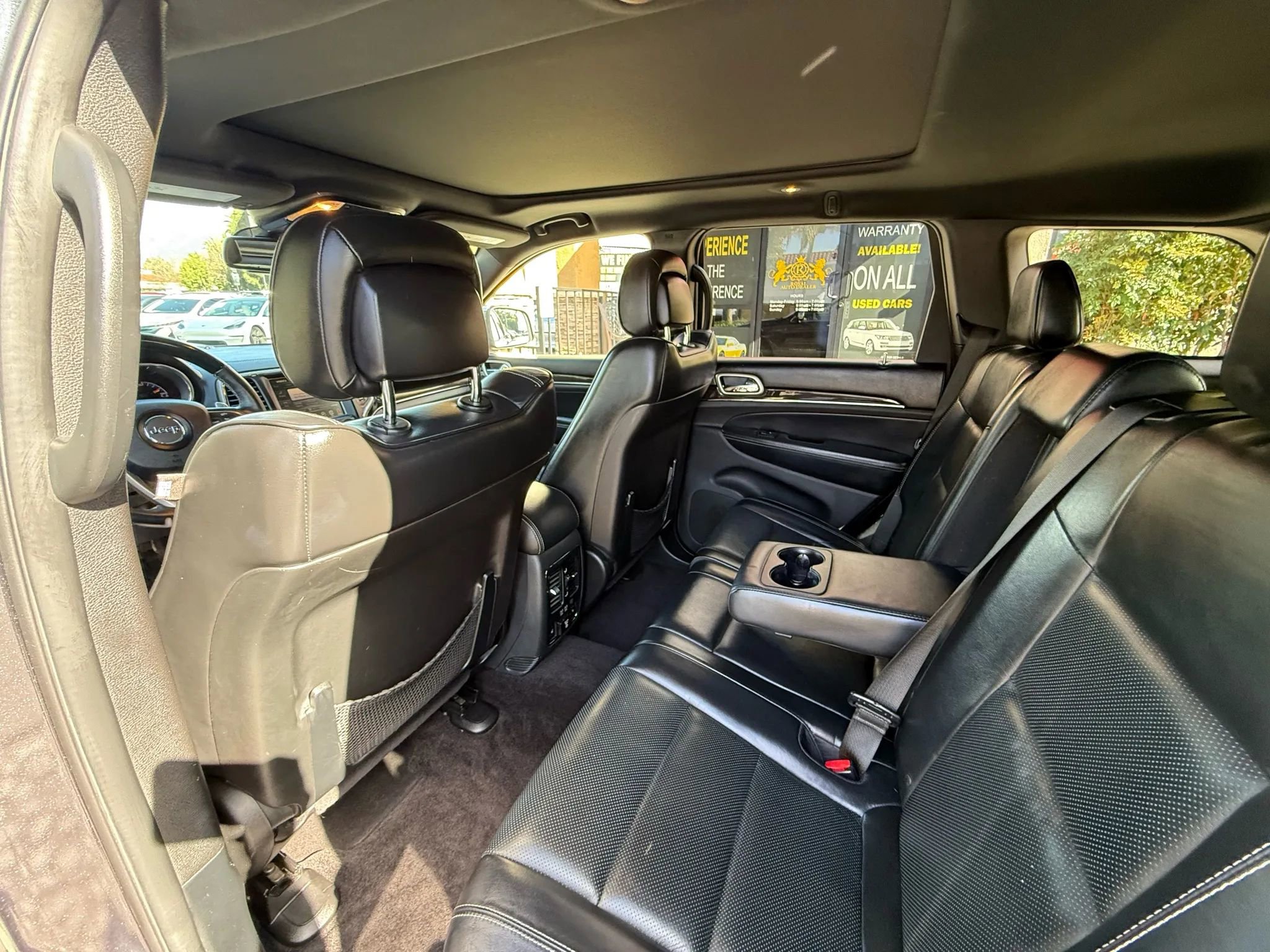 Used 2016 Jeep Grand Cherokee Overland image 17