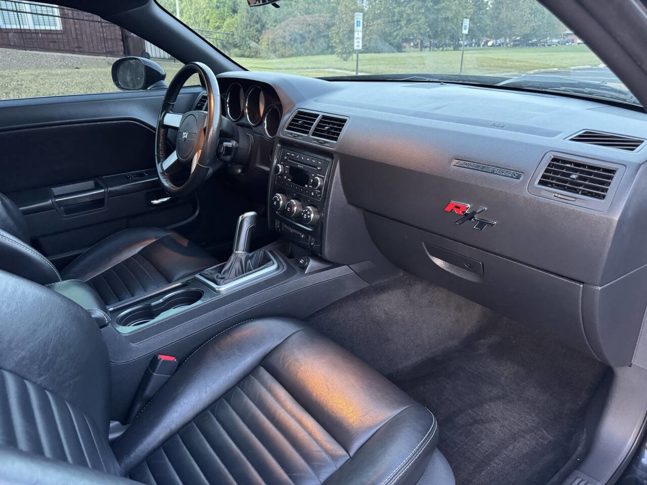 Used 2010 Dodge Challenger R/T image 21