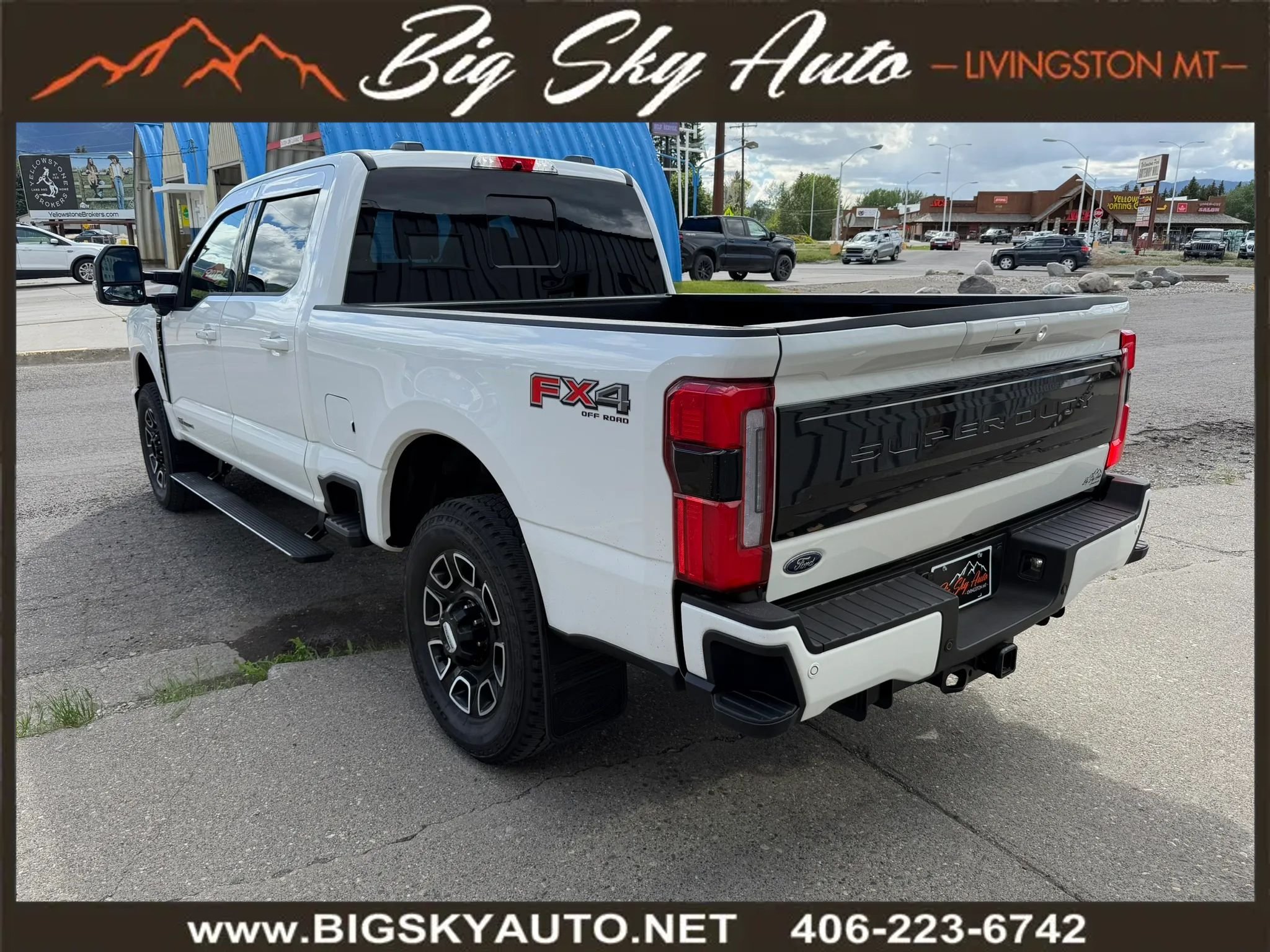 Used 2025 Ford F350 Platinum AWD/4WD image 5