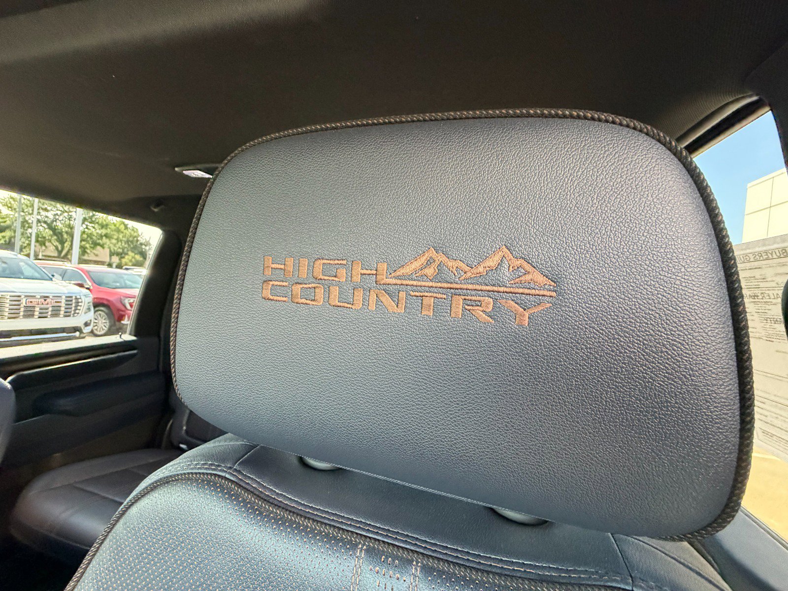 Certified 2025 Chevrolet Silverado 3500 High Country w/ High Country Premium Package AWD/4WD image 11
