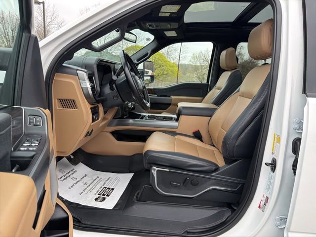 Used 2023 Ford F250 Lariat w/ Sport Appearance Package image 13