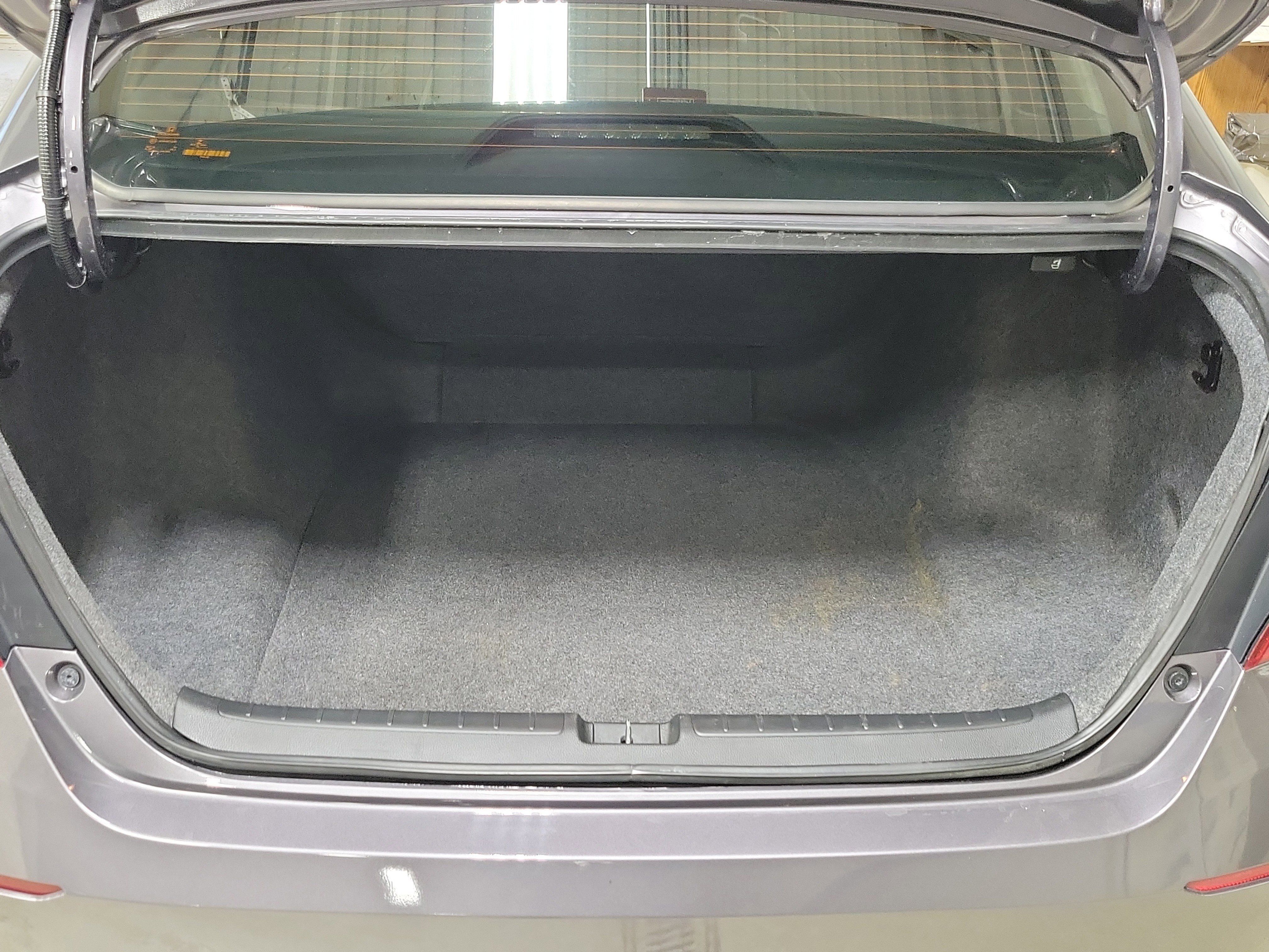 Used 2020 Honda Accord LX image 8