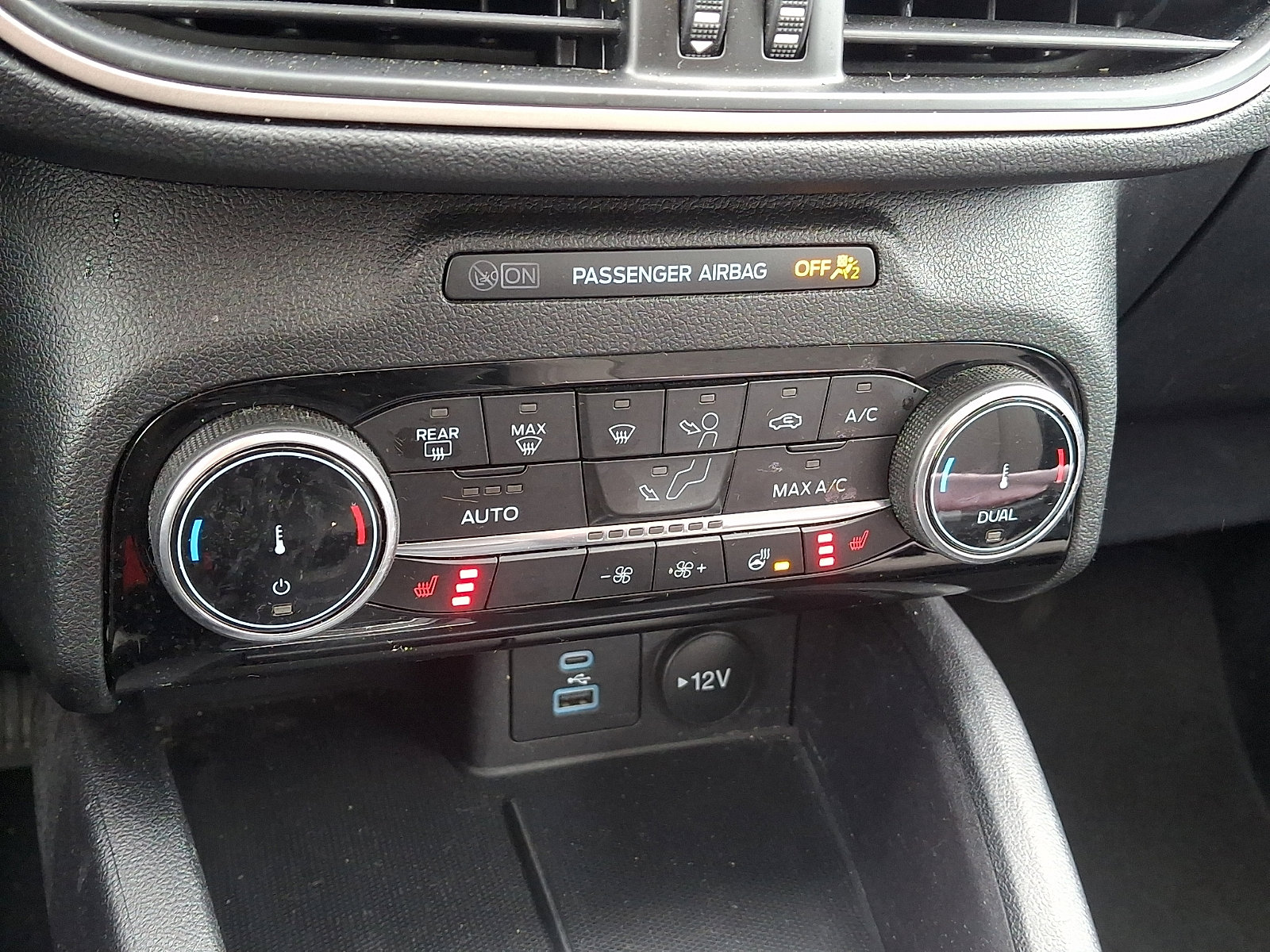 Certified 2022 Ford Escape SE w/ SE Sport Appearance Package AWD/4WD image 23