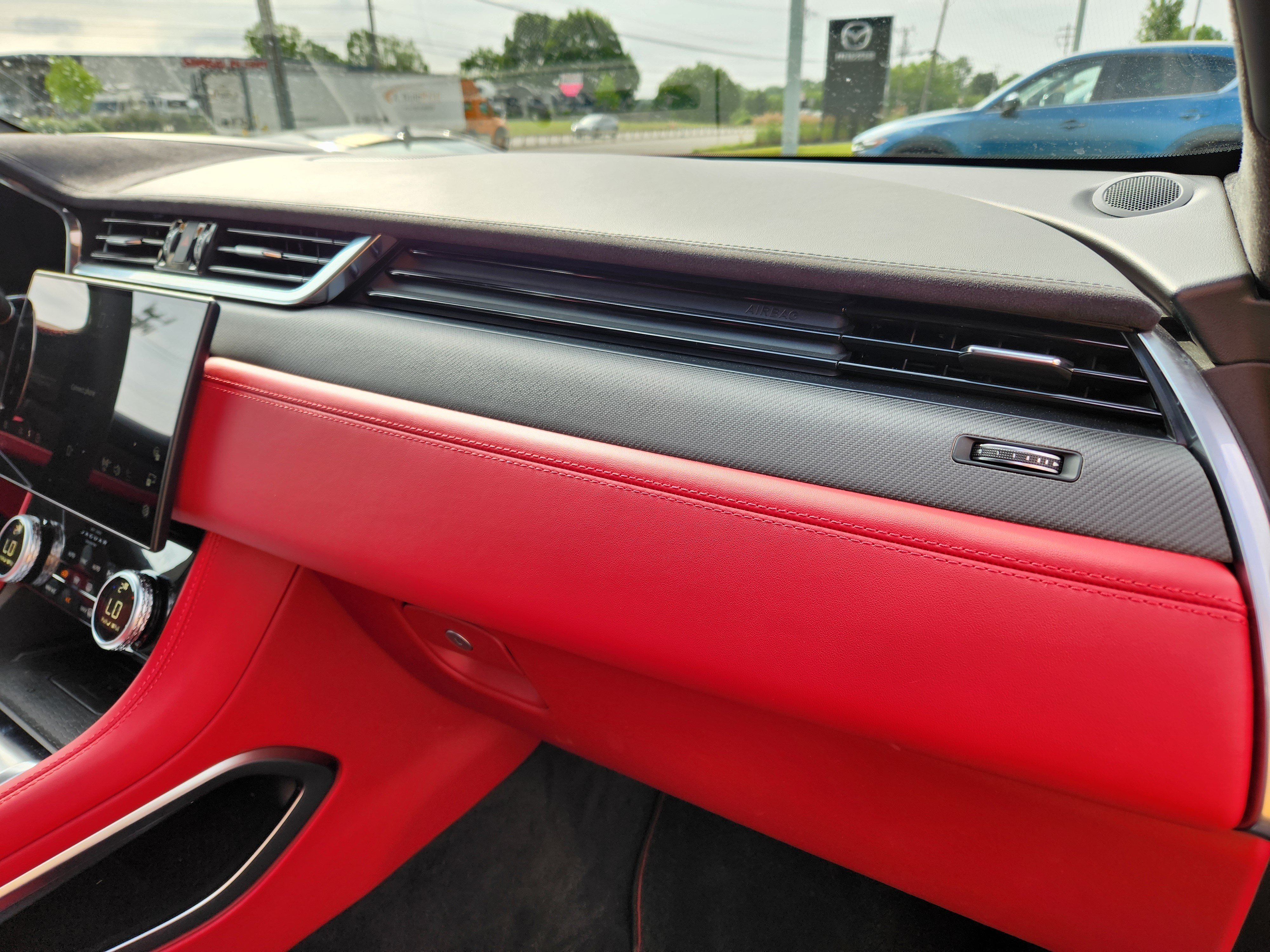 Used 2026 Jaguar F-PACE SVR AWD/4WD image 17