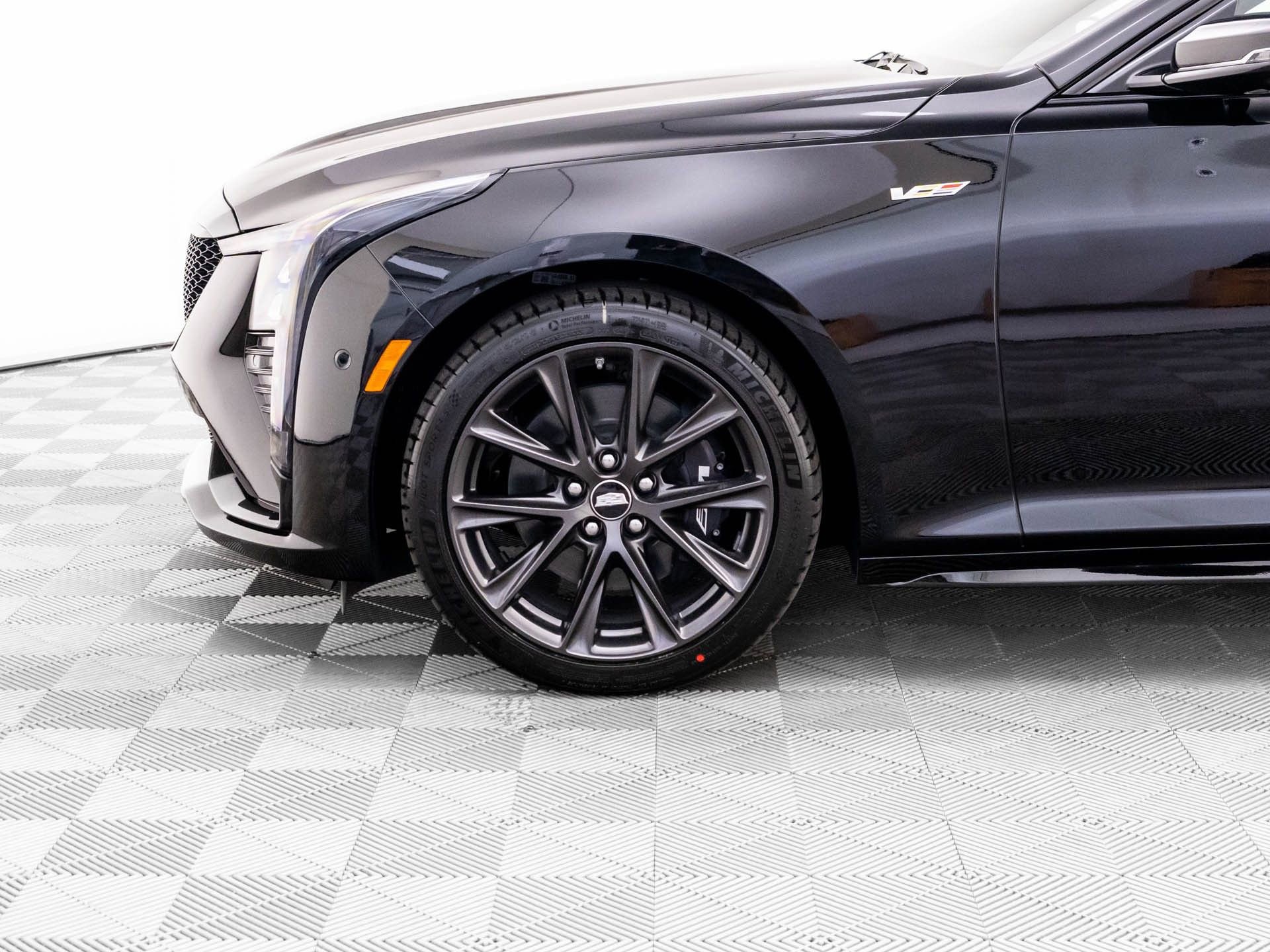 New 2026 Cadillac CT5 V AWD/4WD image 35